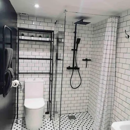 Apartment Cosy Secteur Calme Tram A 120 M Gare Aeroport